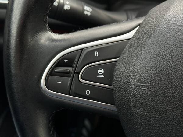 Renault Talisman 2017 — Миниатюра 11