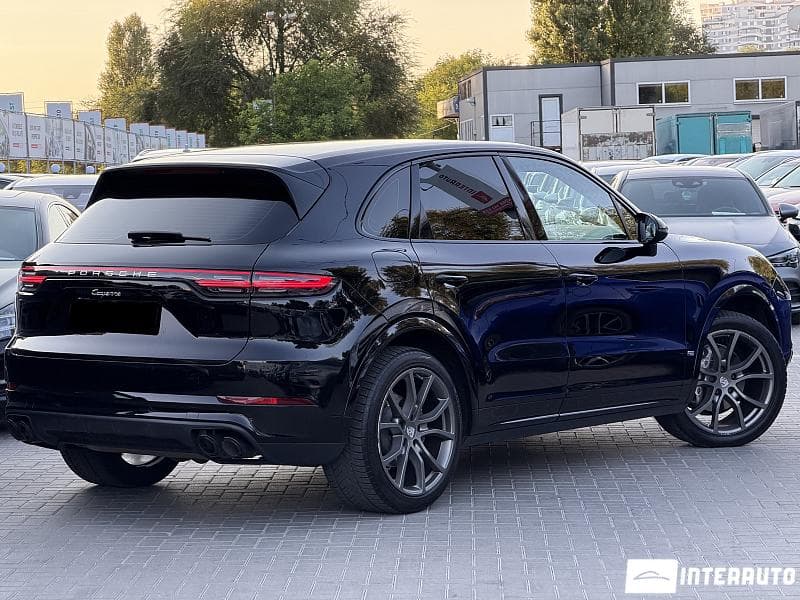 Porsche Cayenne 2019 — Миниатюра 4