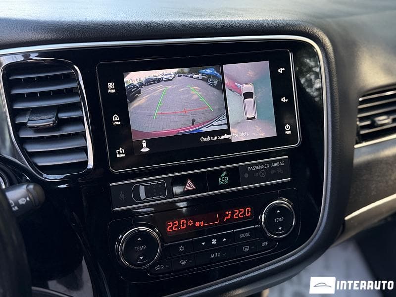 Mitsubishi Outlander 2019 — Миниатюра 12