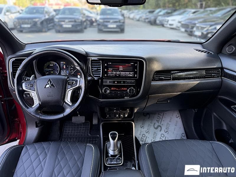 Mitsubishi Outlander 2019 — Миниатюра 16