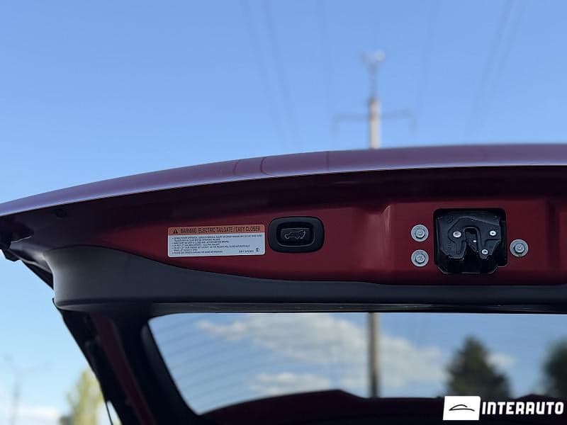 Mitsubishi Outlander 2019 — Миниатюра 6