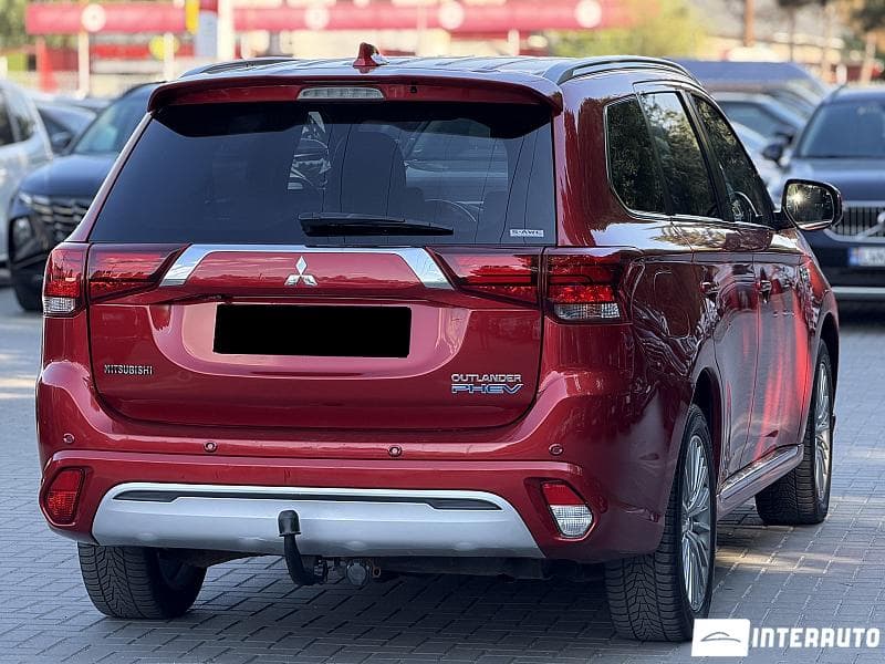 Mitsubishi Outlander 2019 — Миниатюра 4