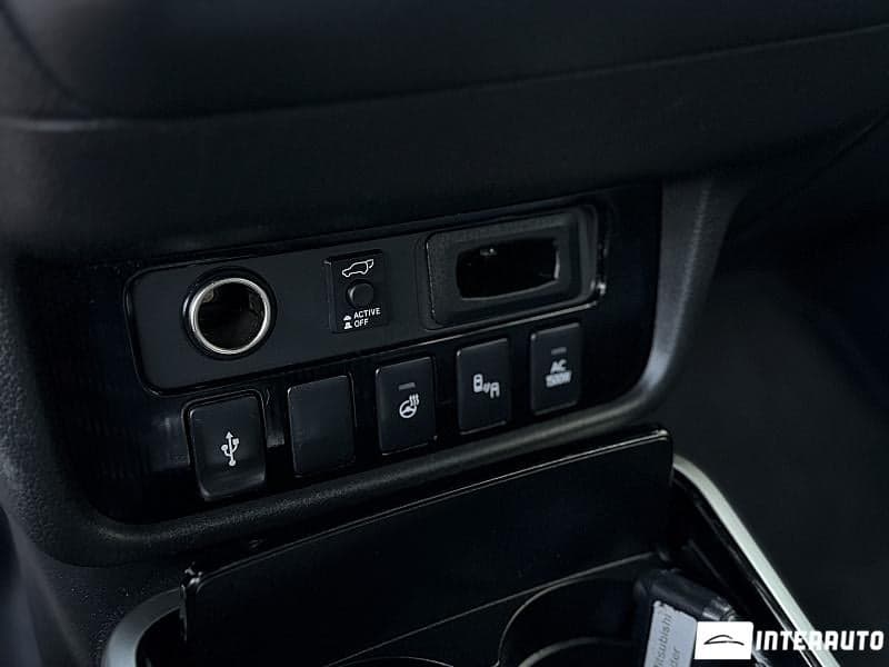 Mitsubishi Outlander 2019 — Миниатюра 17