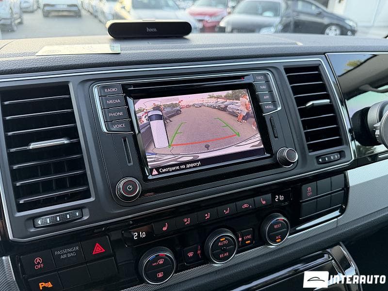 Volkswagen Multivan 2018 — Миниатюра 11