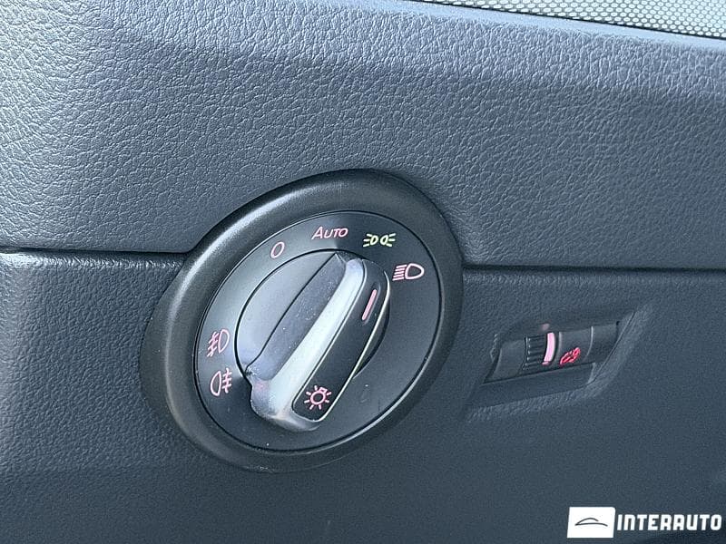 Volkswagen Multivan 2018 — Миниатюра 14