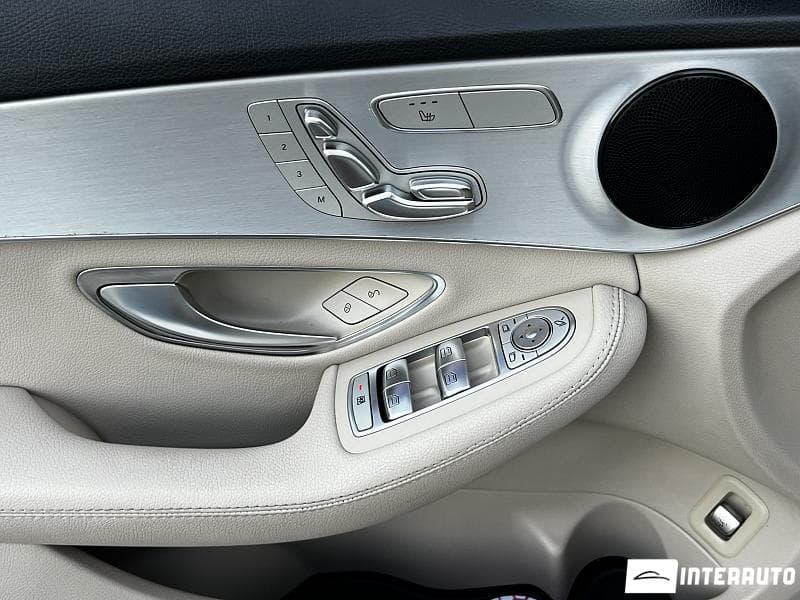 Mercedes C 300 2016 — Миниатюра 14