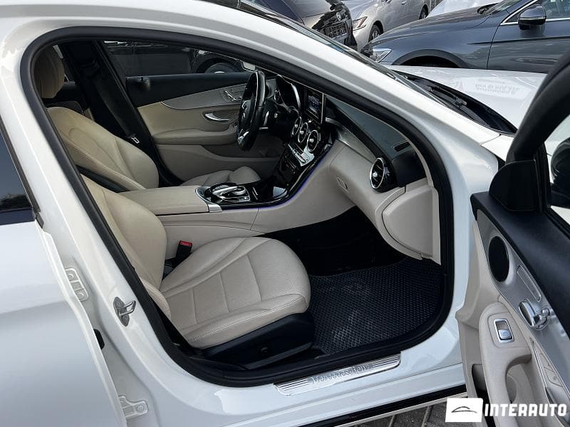 Mercedes C 300 2016 — Миниатюра 5