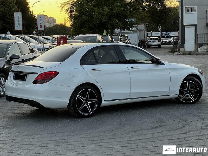 Mercedes C 300 2016 — Миниатюра 4