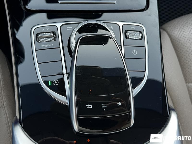 Mercedes C 300 2016 — Миниатюра 12