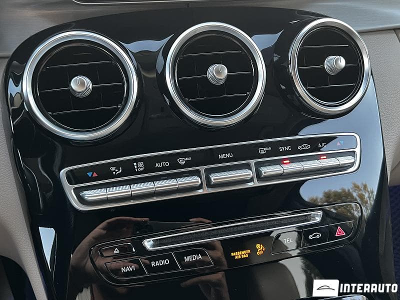Mercedes C 300 2016 — Миниатюра 10