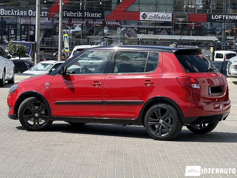 Skoda Fabia 2012 — Миниатюра 3