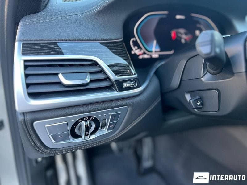 BMW 745e 2019 — Миниатюра 21
