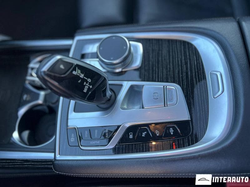 BMW 745e 2019 — Миниатюра 19