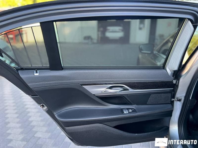 BMW 745e 2019 — Миниатюра 23