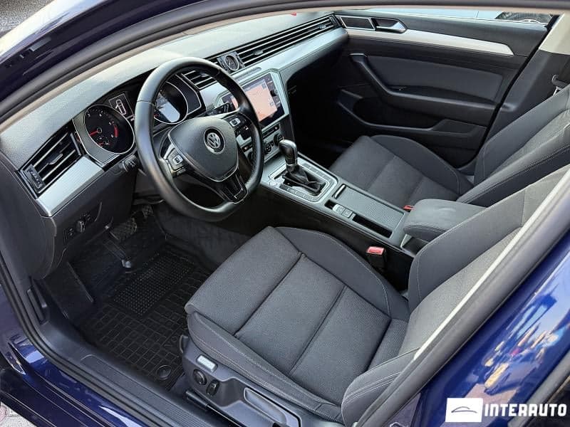 2017 Volkswagen Passat — Miniatură 7