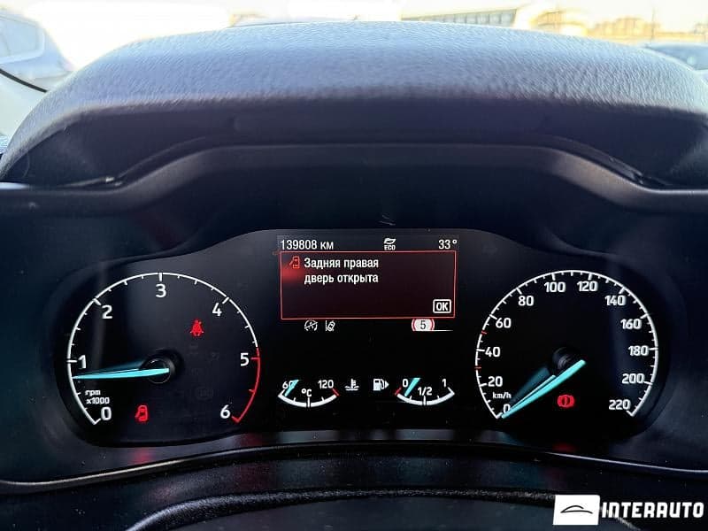 Ford Tourneo Connect 2019 — Миниатюра 8