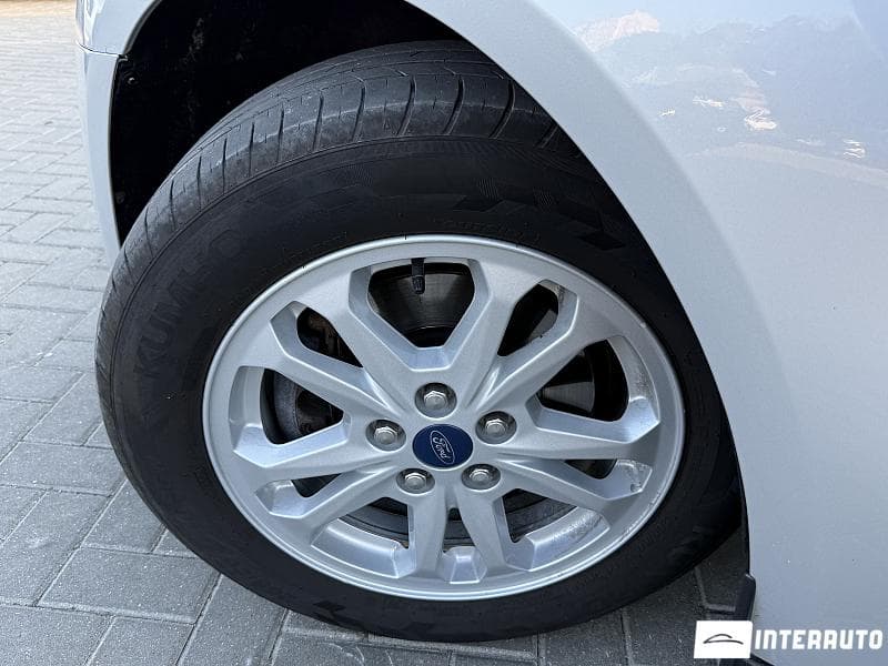 Ford Tourneo Connect 2019 — Миниатюра 17
