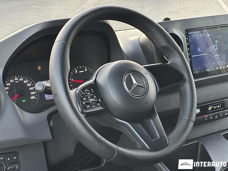Mercedes Sprinter 2021 — Миниатюра 7