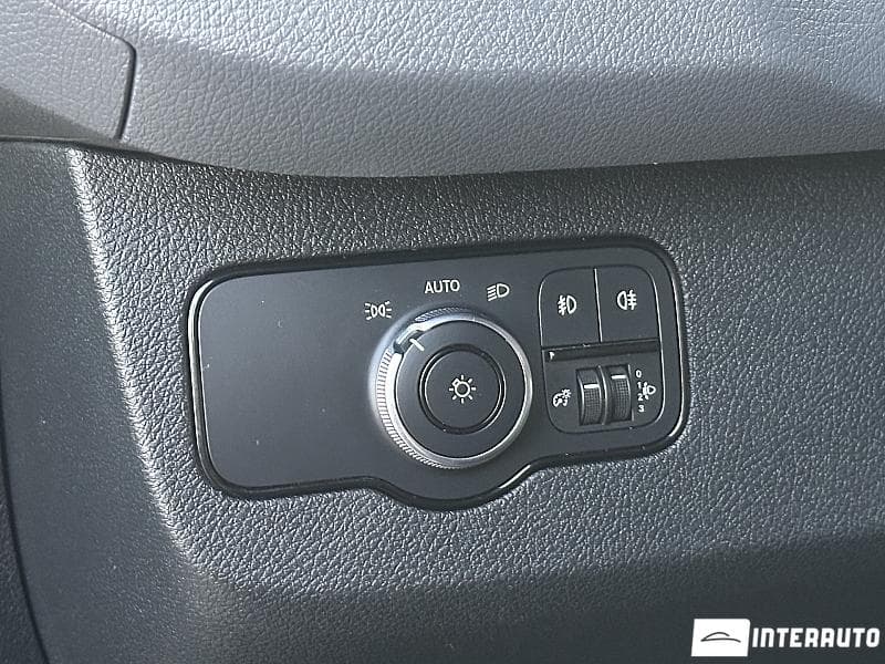 Mercedes Sprinter 2021 — Миниатюра 17
