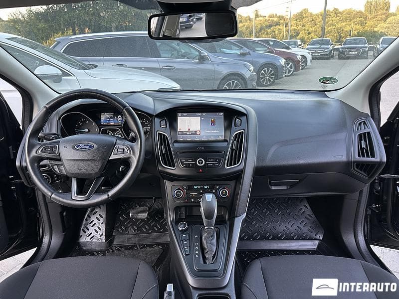 2016 Ford Focus — Miniatură 6