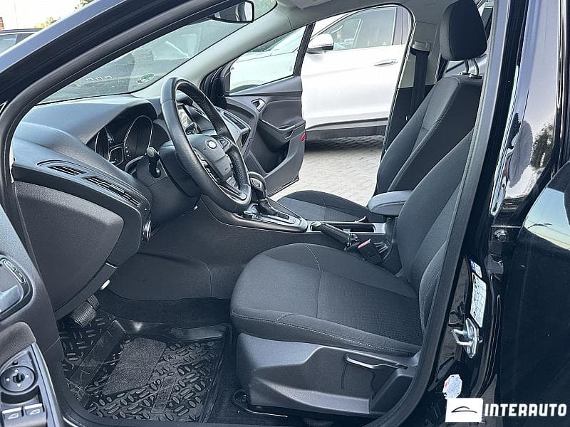 2016 Ford Focus — Miniatură 5