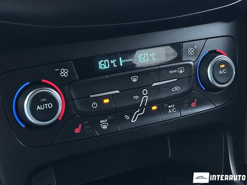 2016 Ford Focus — Miniatură 11