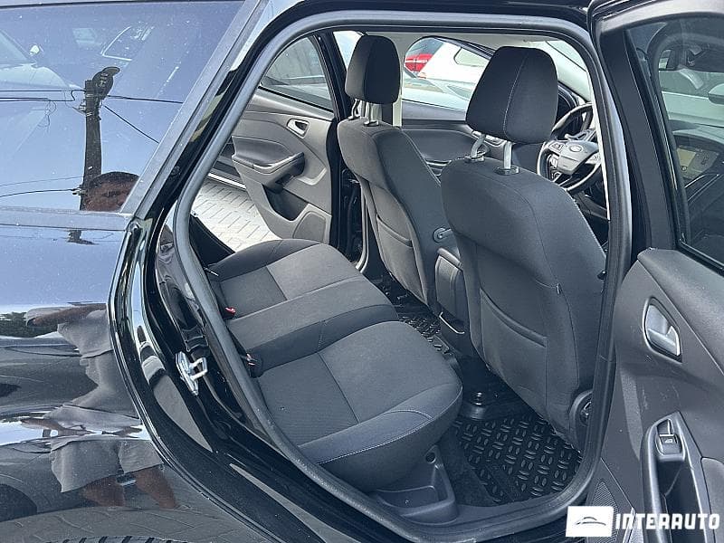 2016 Ford Focus — Miniatură 14