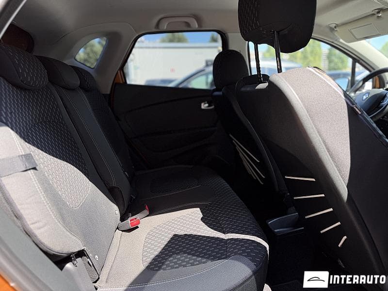 2019 Renault Captur — Miniatură 17