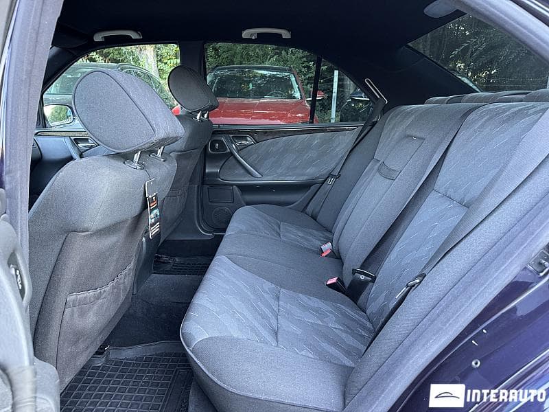 Mercedes E 320 2000 — Миниатюра 14