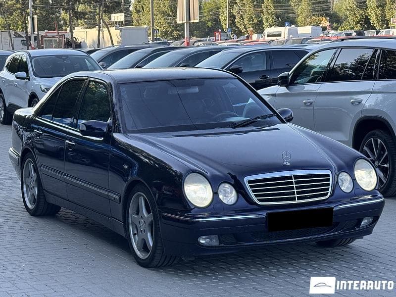 Mercedes E 320 2000 — Миниатюра 3