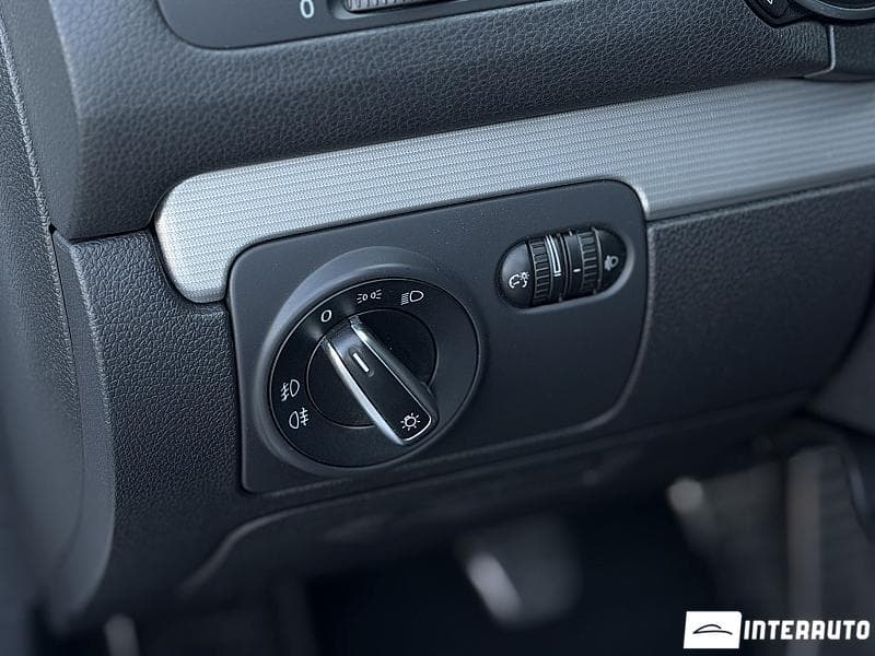 2010 Volkswagen Golf — Miniatură 6
