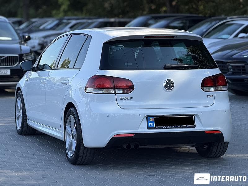 2010 Volkswagen Golf — Miniatură 3
