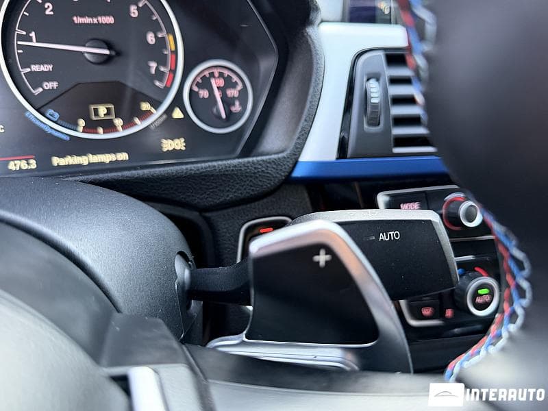 2017 BMW 330 — Miniatură 17