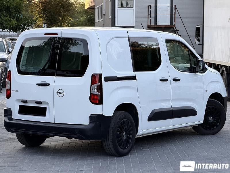 2020 Opel Combo — Miniatură 3