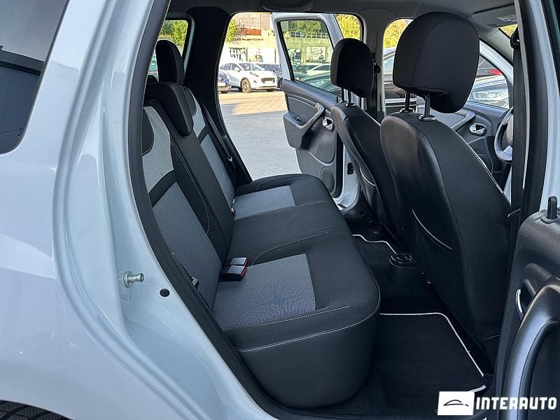 2016 Dacia Duster — Miniatură 13
