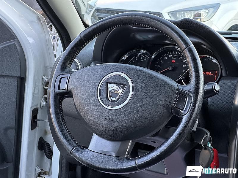 2016 Dacia Duster — Miniatură 7