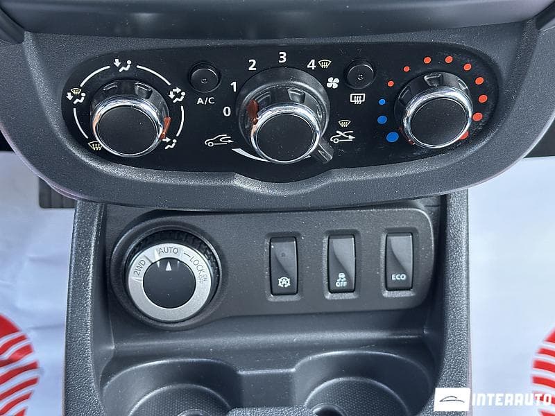 2016 Dacia Duster — Miniatură 10