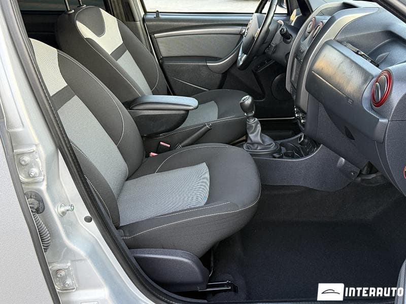 Dacia Duster 2016 — Миниатюра 14