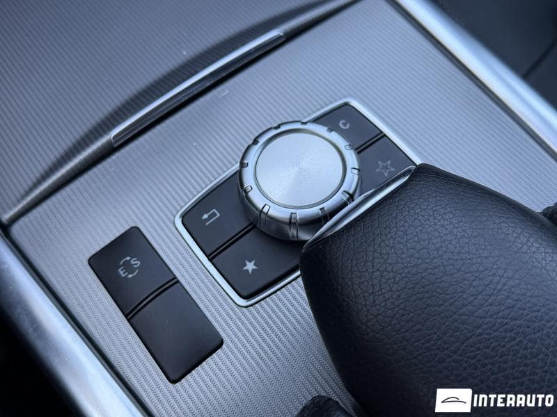 2013 Mercedes E 220 — Miniatură 16