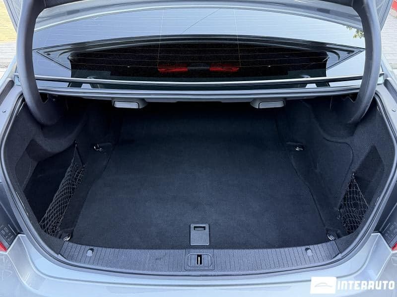 2013 Mercedes E 220 — Miniatură 20