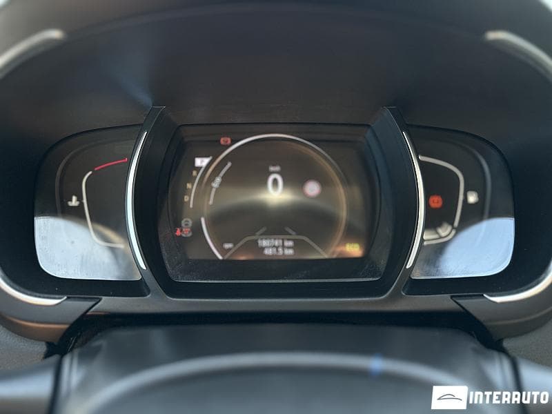 Renault Grand Scenic 2018 — Миниатюра 8