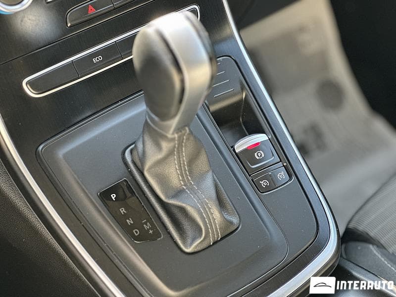 Renault Grand Scenic 2018 — Миниатюра 11