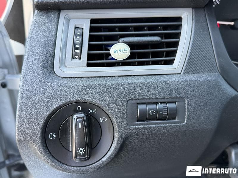 Skoda Rapid 2015 — Миниатюра 8