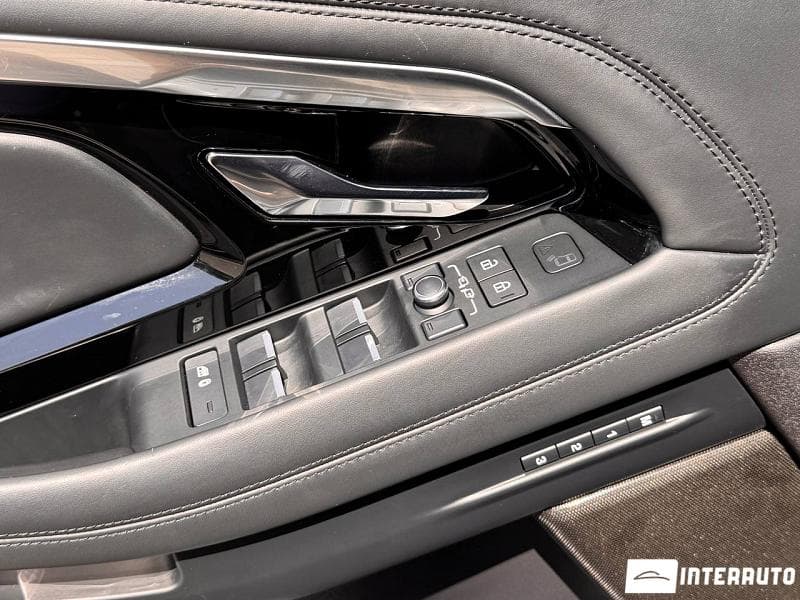 Land Rover Range Rover Vogue 2021 — Миниатюра 6