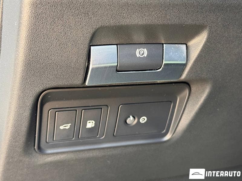 Land Rover Range Rover Vogue 2021 — Миниатюра 15