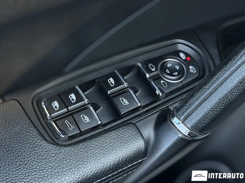 Porsche Cayenne S Hybrid 2015 — Миниатюра 7