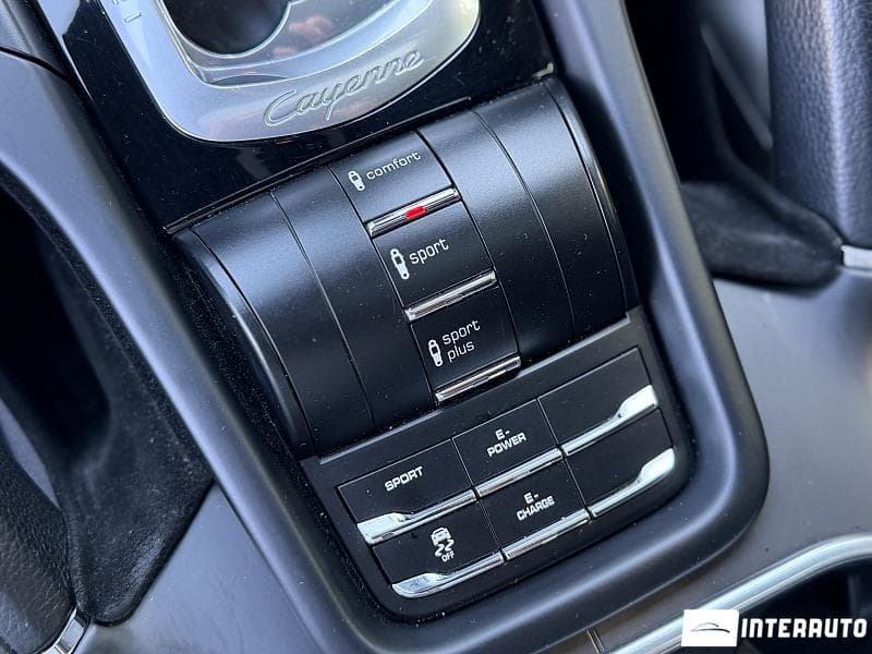 Porsche Cayenne S Hybrid 2015 — Миниатюра 16