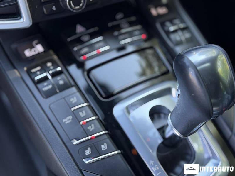 Porsche Cayenne S Hybrid 2015 — Миниатюра 15