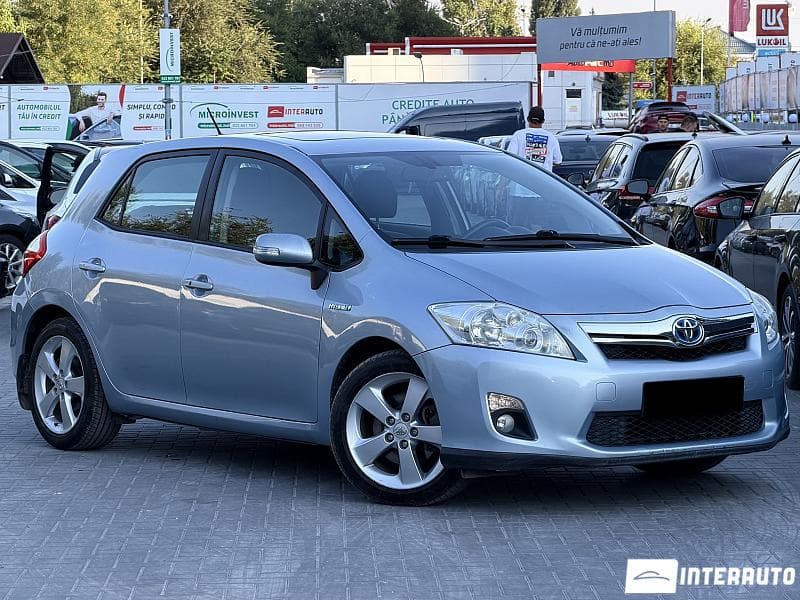 2011 Toyota Auris — Miniatură 3