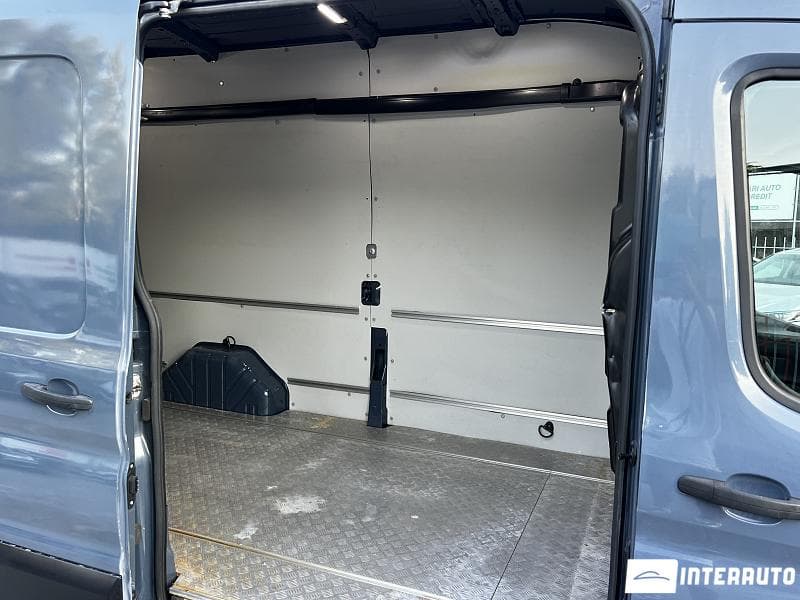 Ford Transit 2020 — Миниатюра 13